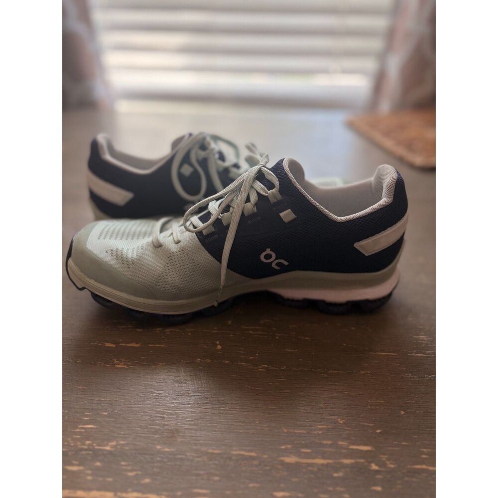 9.5 On Cloud Cloud Surfer Running Sneakers Womens